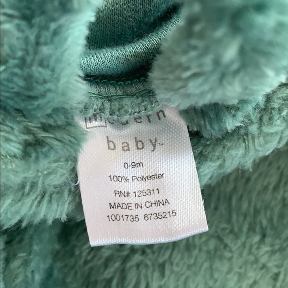 Baby boys Modern Baby green alligator robe 0-9m - Picture 5 of 5